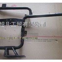 东风天龙左挡泥板支架/8403075-C4302