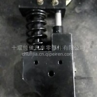 东风特商8神宇改装车后悬支架 三环配件/大运配件/陕汽配件批发/东风特商