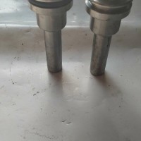 东风德纳485后桥差速锁拨叉轴底盘件/2411015-ZM01A