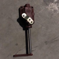 轻卡，农用车，中巴车变速箱挂挡盖/530-220B