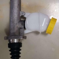 霸龙新款带油杯离合器总泵/1604BL-010