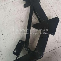 东风天然气∨L国六脚踏连接梁/8405370-1400
