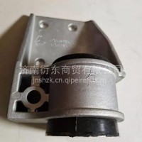 重汽豪沃T7H散热器支架水箱支架WG9925530321 /WG9925530332