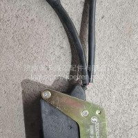陕汽重卡德龙原厂配件F3000车门锁闭锁器/DZ13241340410