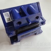 北方奔驰/北奔发动机前支撑/发动机前悬置软垫/前引脚垫/6212400717