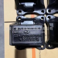 德龙原厂X3000/新M3000/工程自卸车钢板滑座/后桥左/HD90149520033