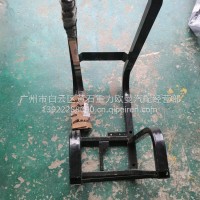 欧曼GTL尿素箱支架/A059K652