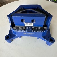 豪沃T7发动机支撑/发动机悬置软垫/机爪垫/WG9925590310
