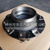 联合重卡富华470桥后轮毂/2SCU0001C0-01
