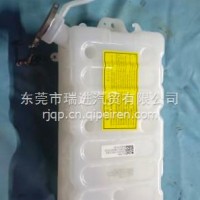 福田奥铃欧马可副水箱/L0130410013A0