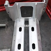 重汽豪沃消声器支架/WG9931540910
