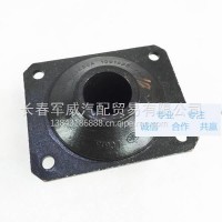 解放J6卡车前悬置软垫B50A发动机机脚胶/1001025-76A