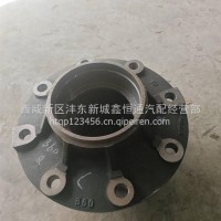 重汽后轮毂/31B60-04015