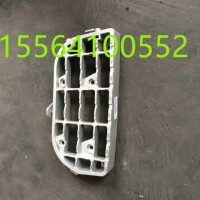 重汽新斯太尔D7B左下脚踏板/WG1684240703
