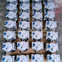 东风商用车康明斯Z14/15N空调系统压缩机总成/C5465858
