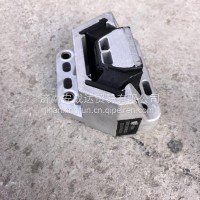 德龙发动机前胶垫 右/DZ97259590132