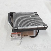 风光580 蒸发芯体带膨胀阀总成/8100130-SA01