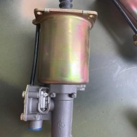WG9725230033重汽豪沃1167军车离合器助理缸/WG9725230033