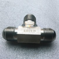 15N天然气发动机燃料压力调节器外螺纹三通接头/6302939
