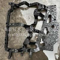 东风D600新天龙KH右支架-大灯8406132-C7300/8406132-C7300