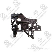 右前下防护支座-连接支架与车架（东风GX/KX）Right front lower guard bracket-Dongfeng GX/KX/2809218-H12B0