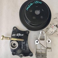 东风天龙龙擎涨紧轮支座//1308032-E9500