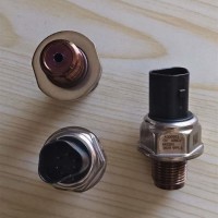 4306993轨压传感器/4306993