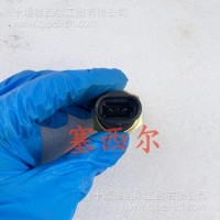 优质供应适用于康明斯K50/NT855发动机配件机油压力传感器/2897692