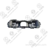 下格栅-保险杠-东风KC Lower Grille - Bumper-Dongfeng KC/8406036-C4100
